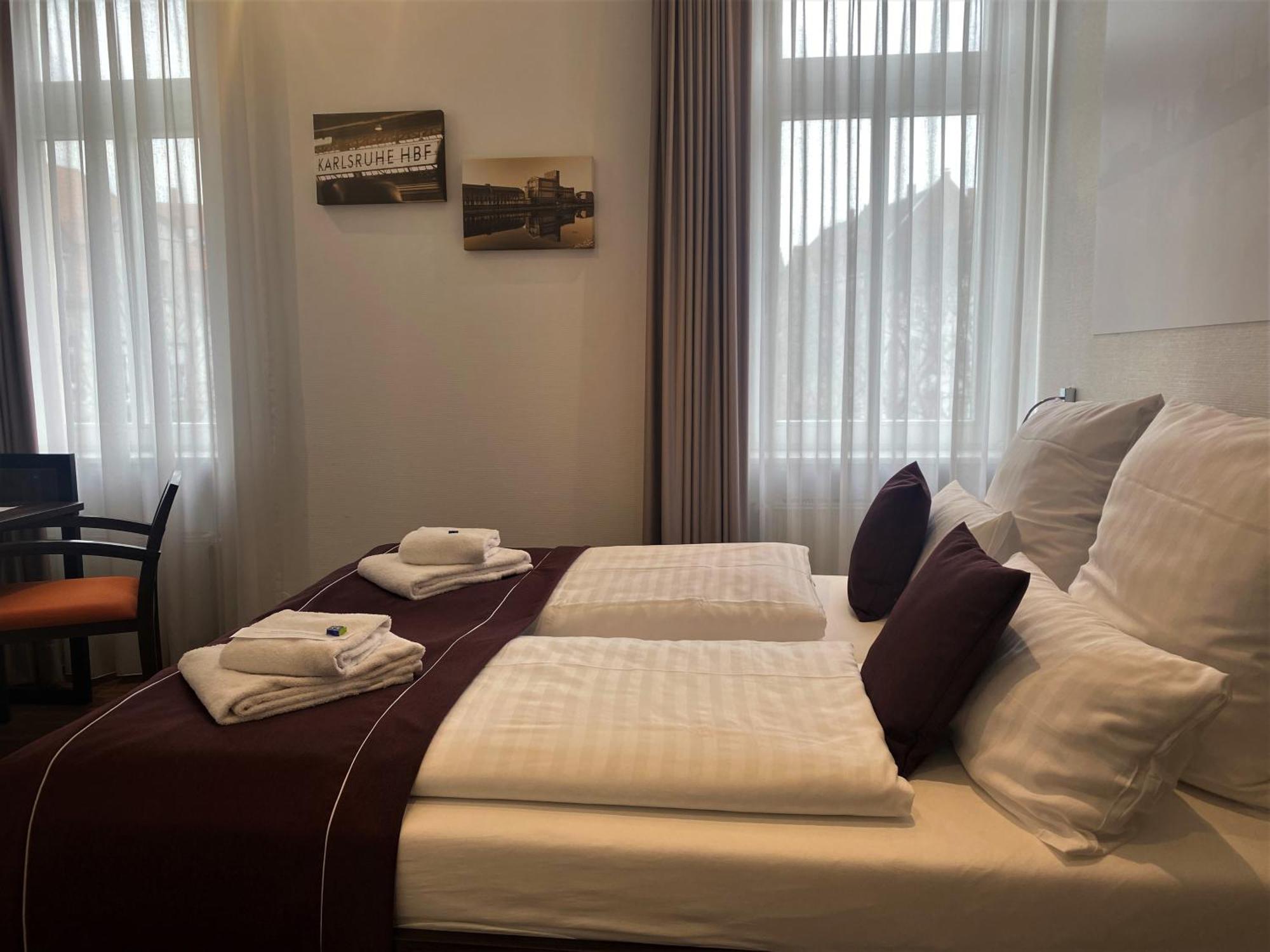 Sevendays Hotel Karlsruhe Exteriör bild